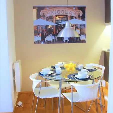 Sunny, And Comfy Ap. In Av. Da Liberdade Daire Lisboa