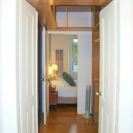 Sunny, And Comfy Ap. In Av. Da Liberdade リスボン