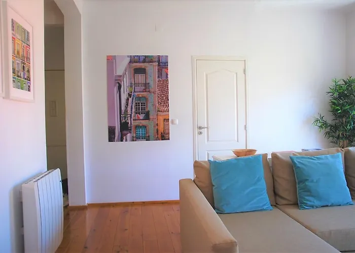 Sunny, And Comfy Ap. In Av. Da Liberdade * Lisboa
