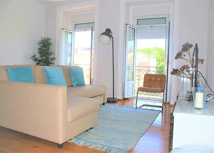 Sunny, And Comfy Ap. In Av. Da Liberdade Lejlighed