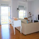 شقة Sunny, And Comfy Ap. In Av. Da Liberdade Lisboa