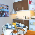 شقة Sunny, And Comfy Ap. In Av. Da Liberdade *